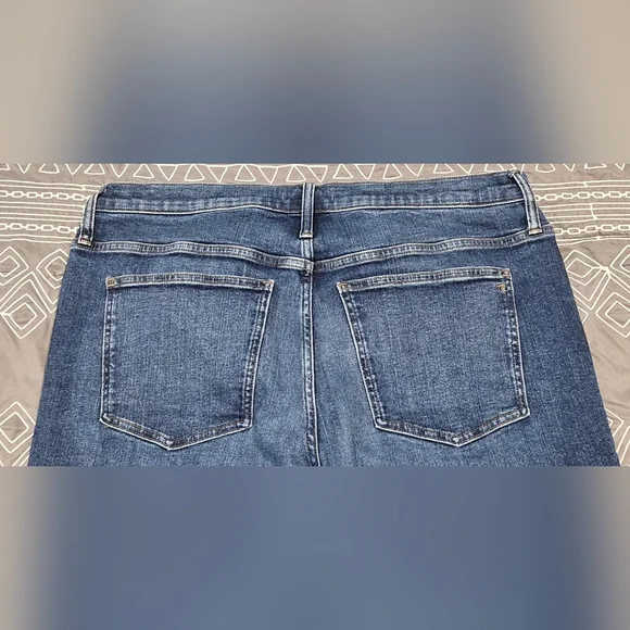 Madewell Midrise Kick Out Jeans Size 33 - Picture 4 of 8